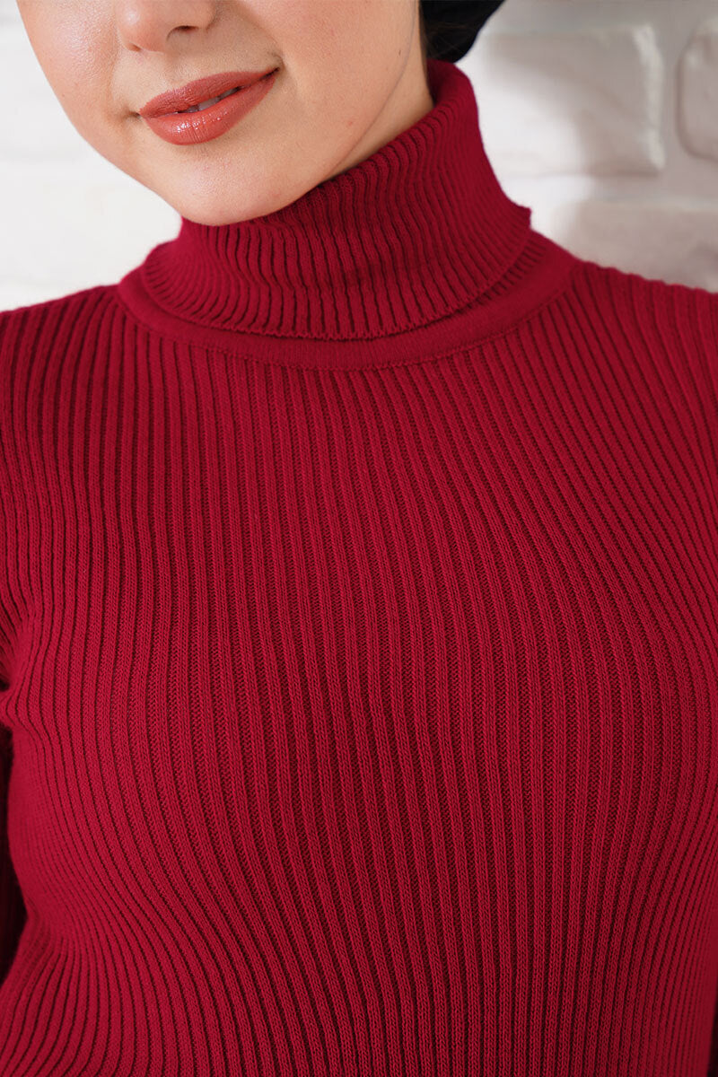 BNG Women Red Turtleneck Sweater with Ribbed Cuffs - Clermont