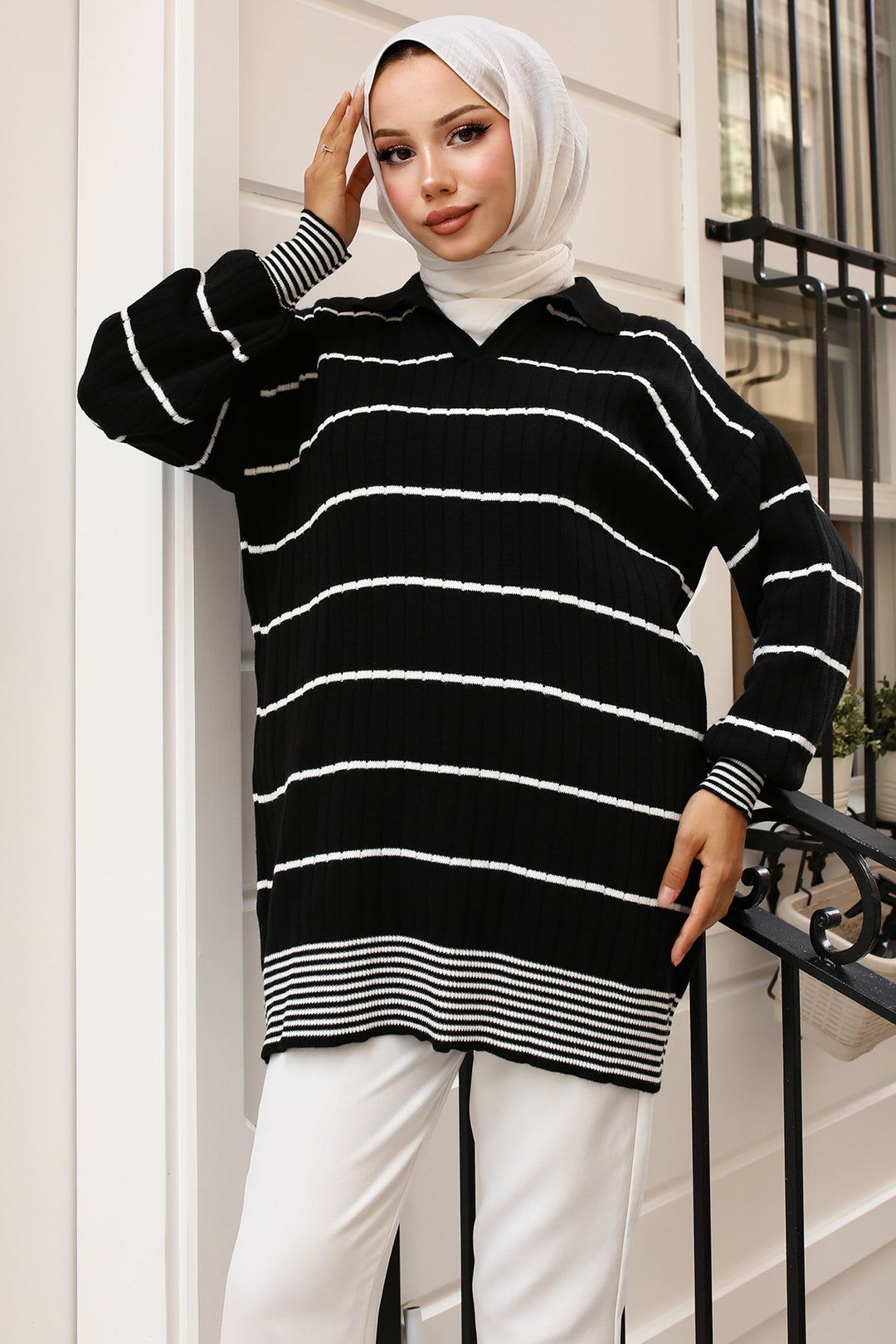 BNG Women -61 Striped Knit Tunic Black - Clermont