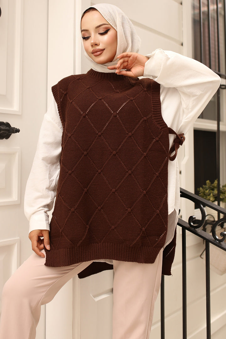 BNG Women Brown Sweater with Tied Sides Baklava Pattern - Clermont