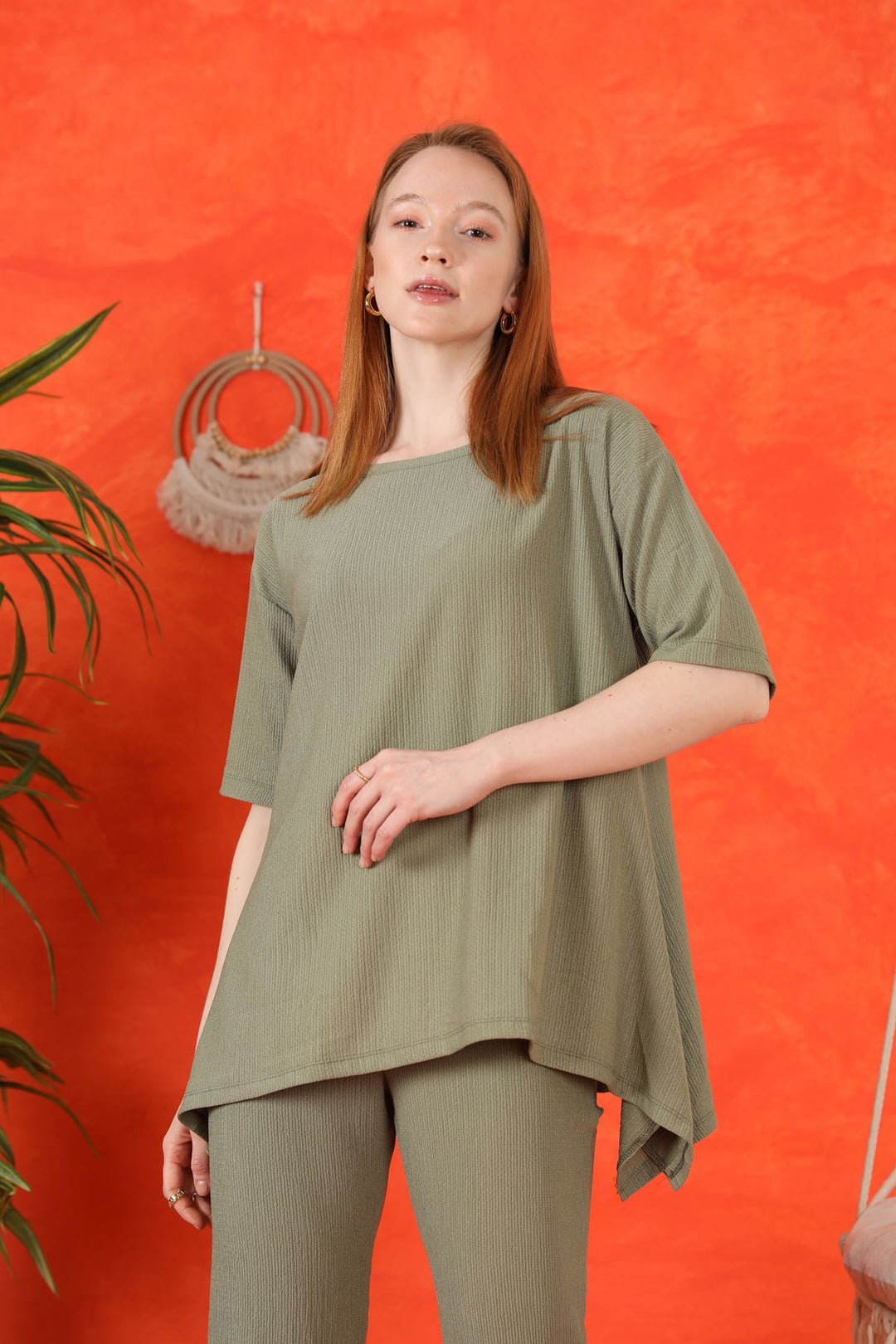 KKT Cress Fabric Asymmetrical Cut Женский костюм -зеленый - năvodari