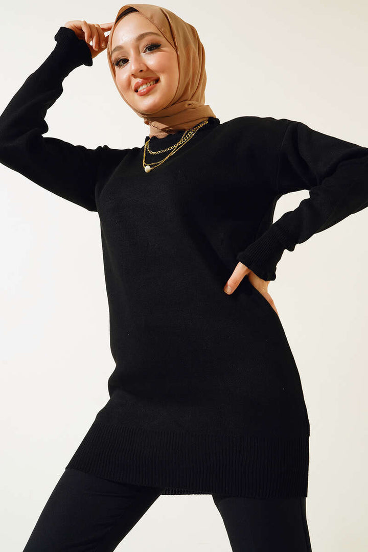 BNG Women Frilled Sweater with Collar and Sleeves Black - Clermont