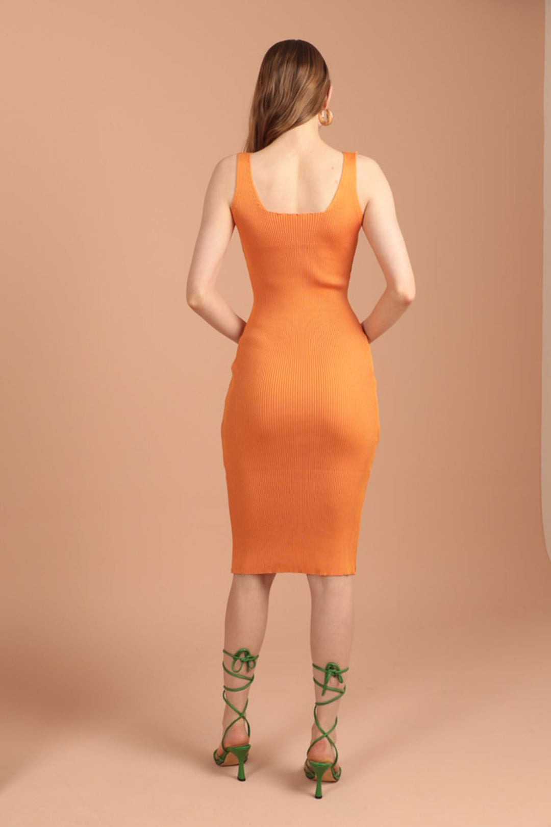 KKT KITWEAR V-ЗЕЛЕНИЯ ЖЕНЩИНА MIDI MIDI-ORANGE