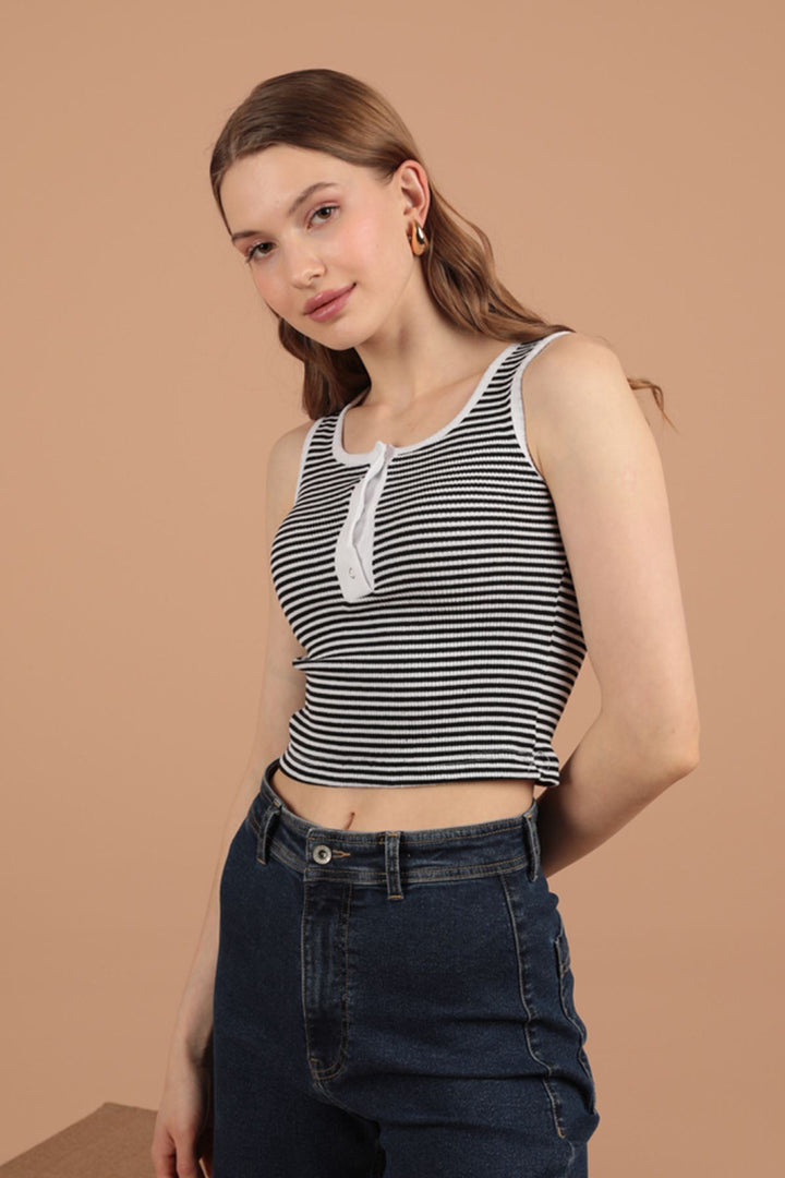 KKT Camisole Striped Fabric Placket Snap Fastener Women's Blouse-Ecru - Oldenburg