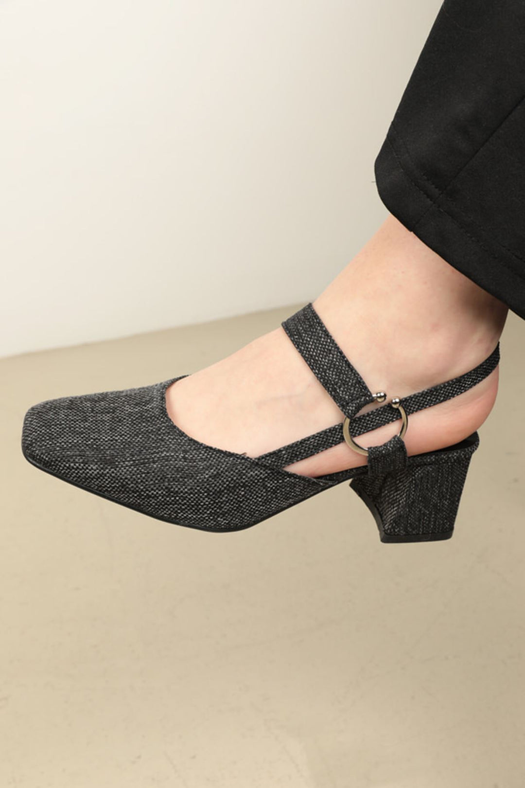 KKT Linen Buckle Women's Heeled Shoes-Black - La Porte