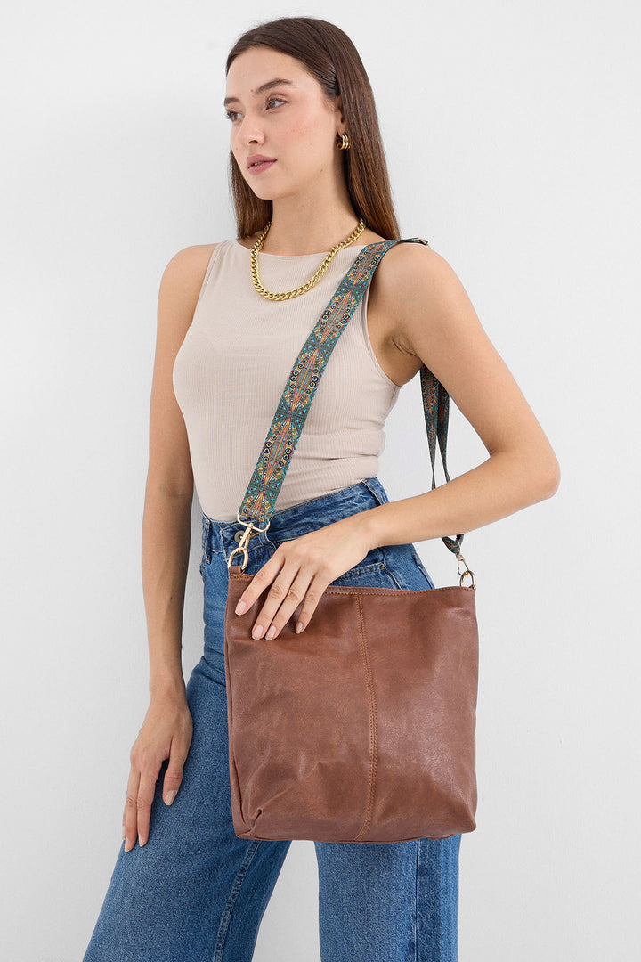 BGD Women Faux Leather Shoulder Bag - Tan - Avondale