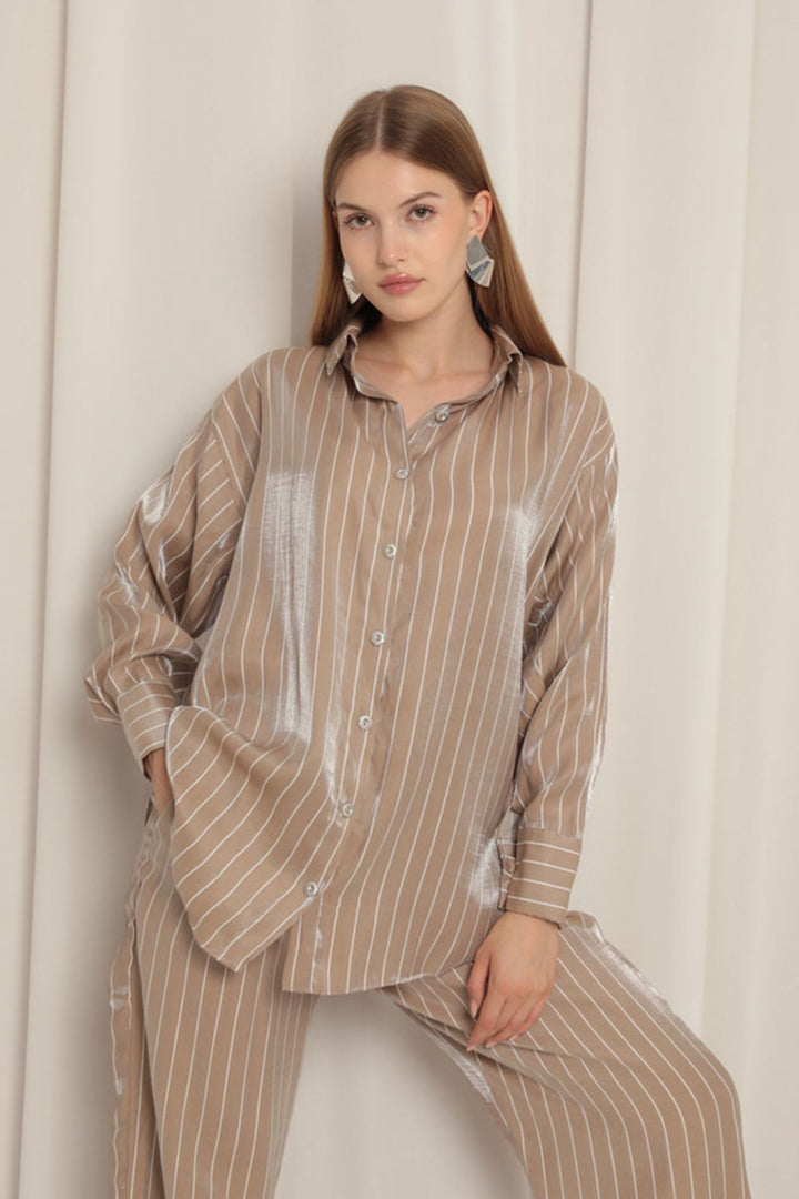 KKT Shiny Fabric Striped Women's Mink Suit - San Juan Despí