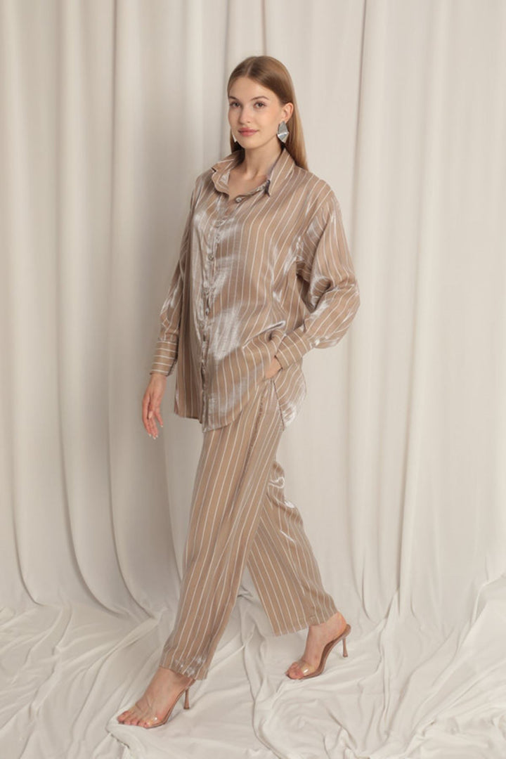 KKT Shiny Fabric Striped Women's Mink Suit - San Juan Despí