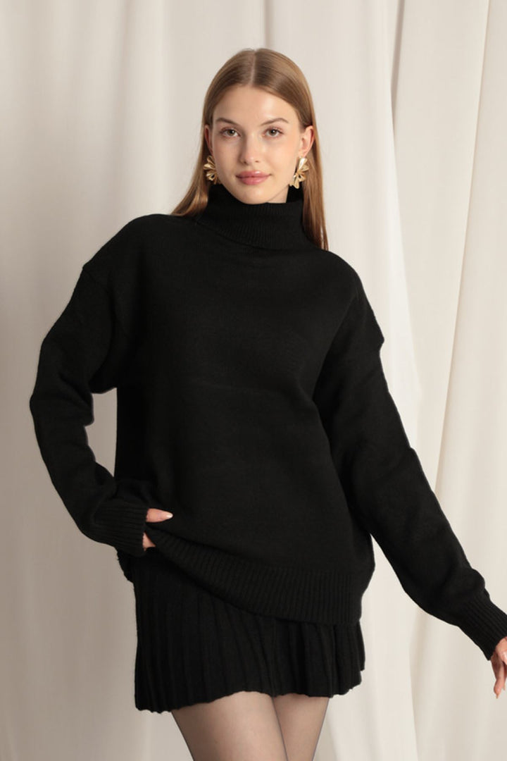 KKT Knitwear Fabric Turtleneck Sweater Black Skirt Set - Pokrovsk