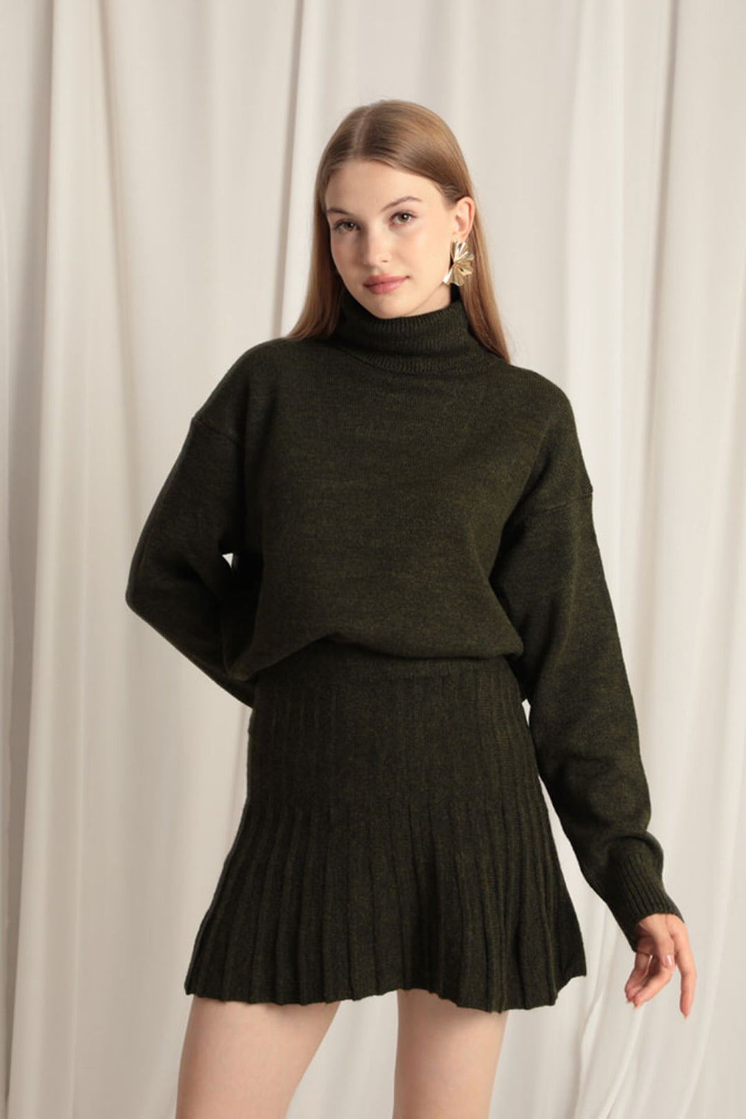 KKT Knitwear Fabric Turtleneck Sweater Khaki Skirt Set - Tezonapa