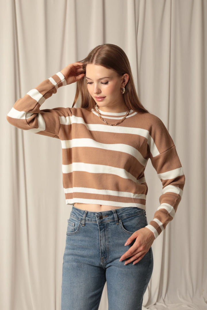 KKT Knitwear Fabric Striped Women's Camel Sweater - Town Country