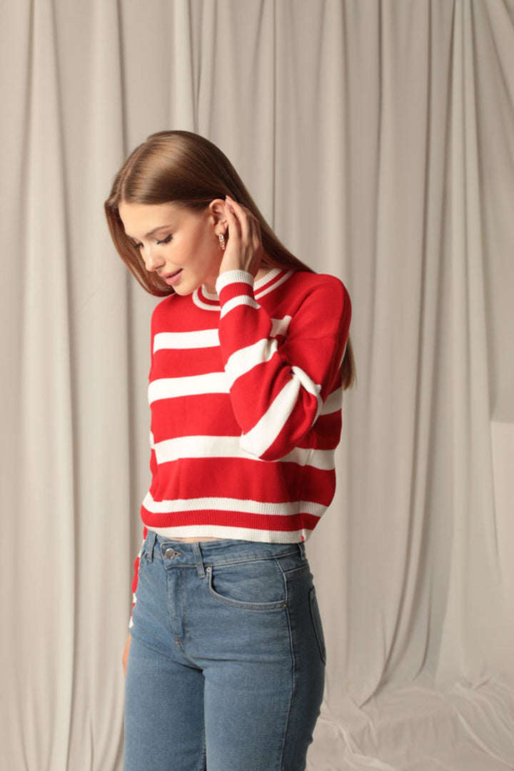 KKT Knitwear Fabric Striped Women's Red Sweater - Tottenham