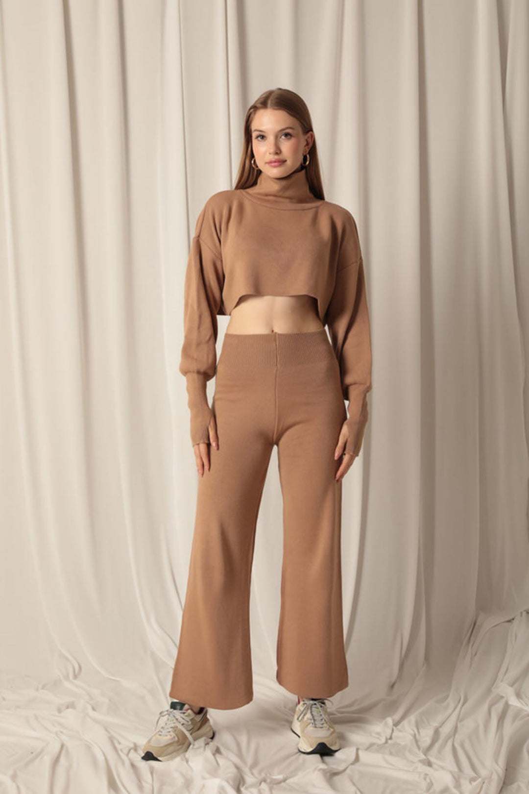 KKT Knit Fabric Finger-Slotted Plain Women's Camel Suit - Algeciras