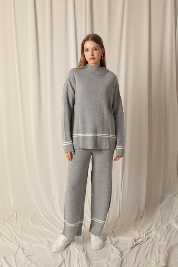 KKT Knitwear Fabric Thin Striped Women's Gray Suit - Mieres