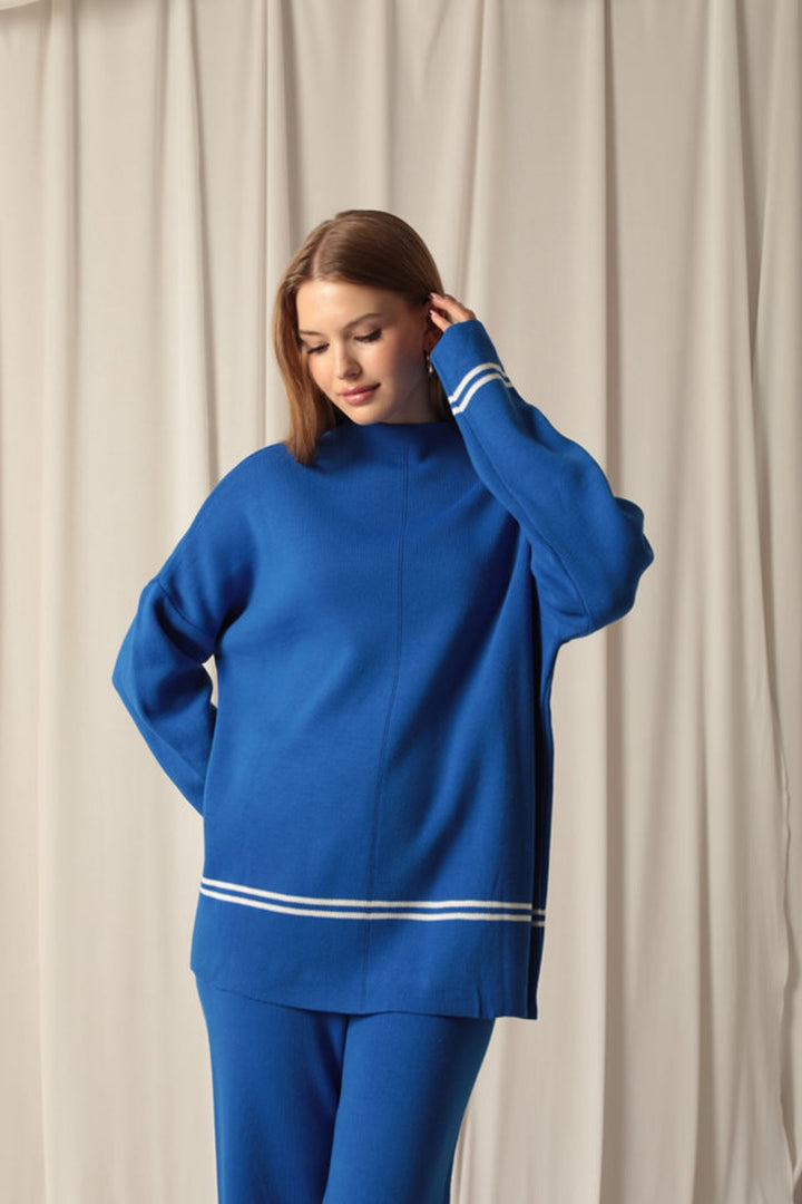 KKT Knitwear Fabric Women's Thin Striped Women's Royal Suit - Corby