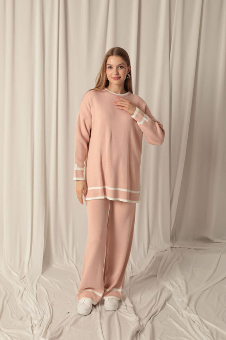 KKT Knitwear Fabric Thick Striped Women's Powder Suit - Geelong