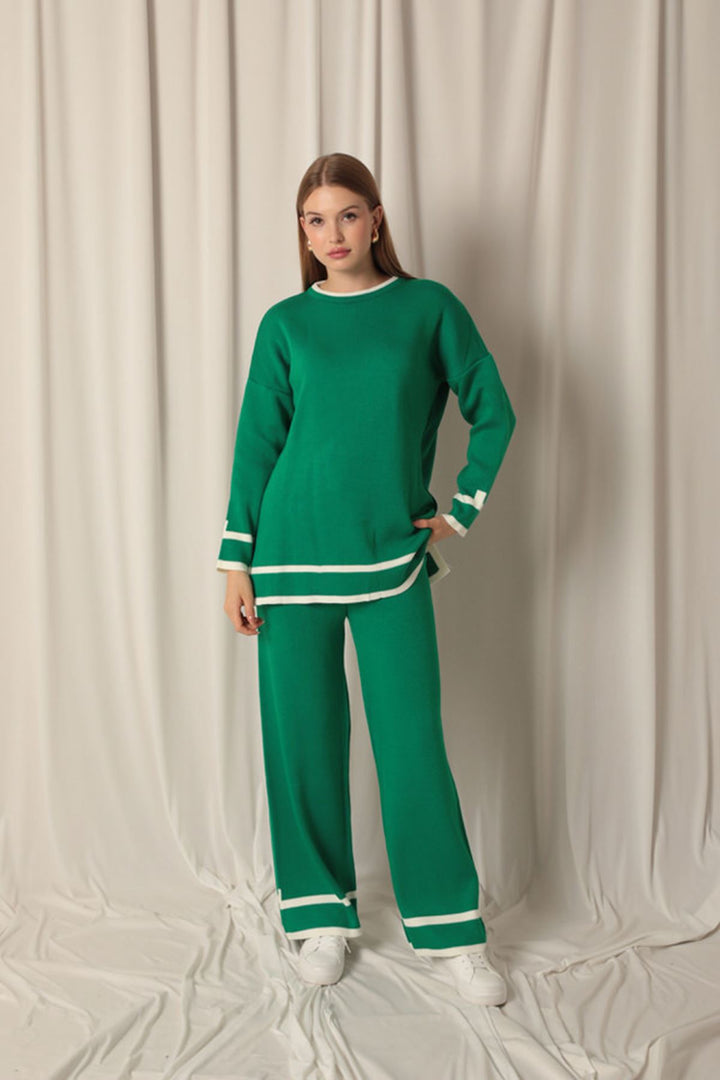 KKT Knitwear Fabric Thick Striped Women's Green Suit - Jilotepec