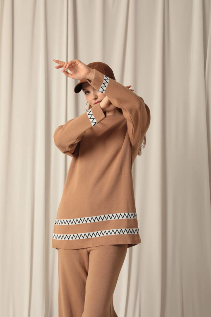 KKT Knitwear Fabric Ethnic Striped Women's Tan Suit - Backnang