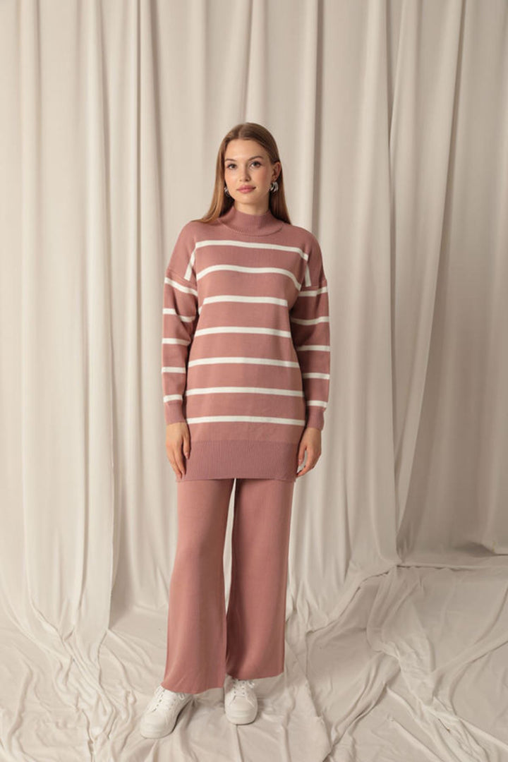 KKT Knitted Fabric Striped Women's Dusty Rose Suit - Tezoyuca