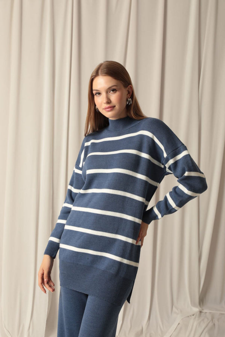 KKT Knitted Fabric Striped Women's Indigo Suit - Boryslav