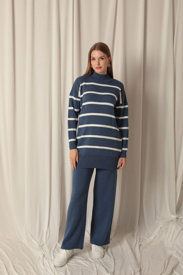 KKT Knitted Fabric Striped Women's Indigo Suit - Boryslav