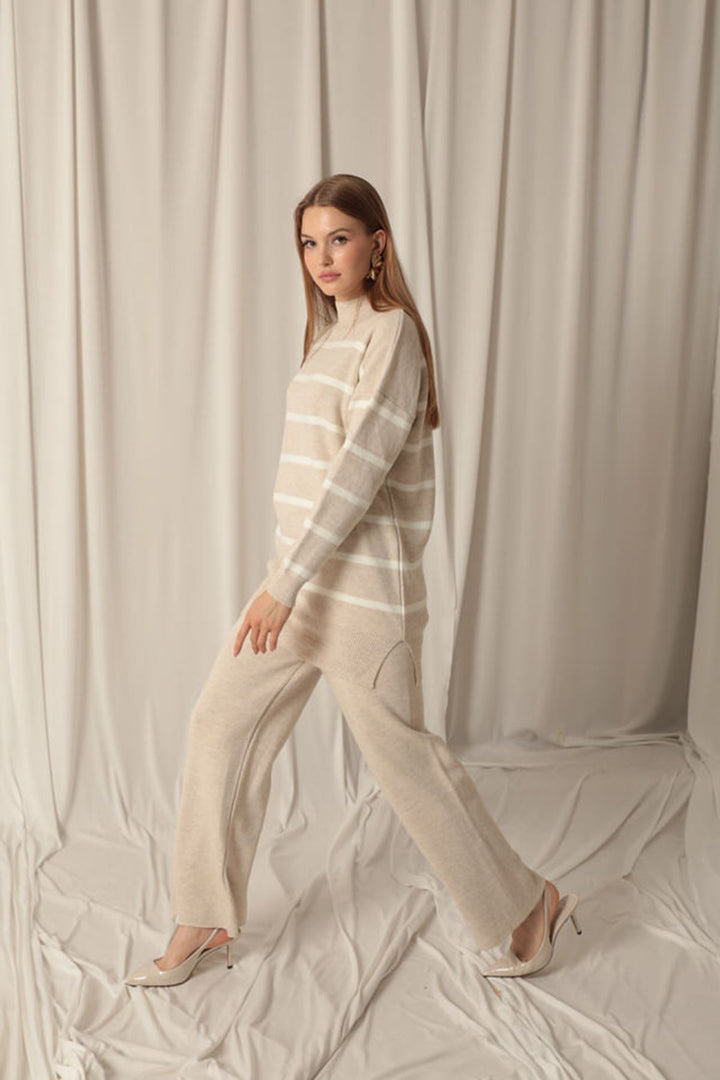 KKT Knitwear Fabric Striped Women's Stone Suit - Lake Elsinore