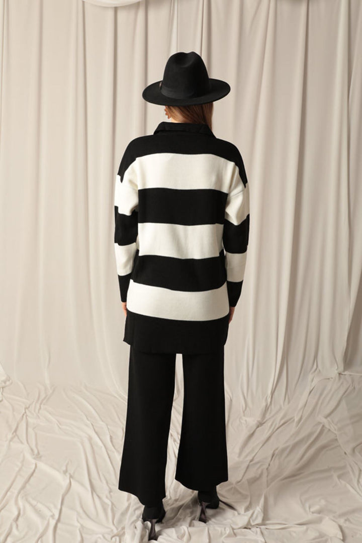 KKT Knitwear Fabric Striped Women's Black Suit - Jiquílpan de Juárez