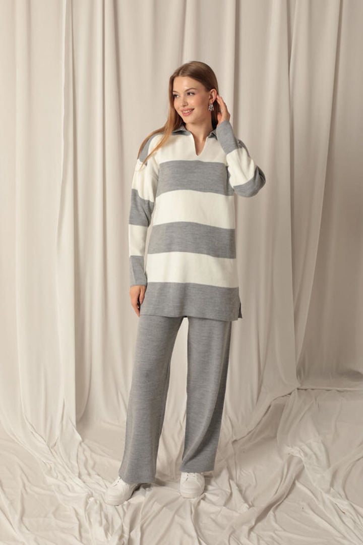 KKT Knitwear Fabric Striped Women's Gray Suit - Ontario