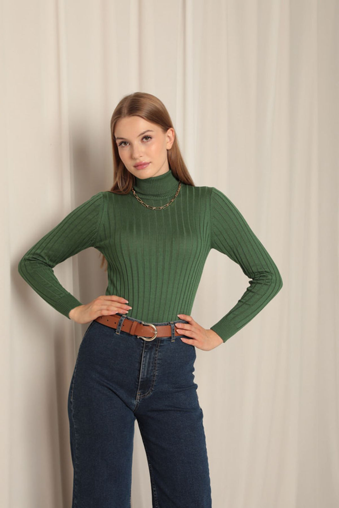 KKT Knitwear Fabric Turtleneck Women's Emerald Green Blouse - Königswinter