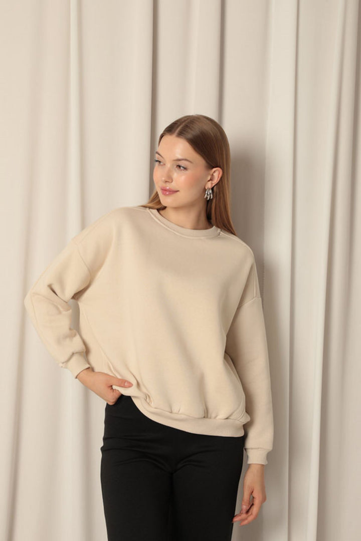 KKT Three Thread Fabric Zero Collar Women's Beige Sweater - Fayetteville