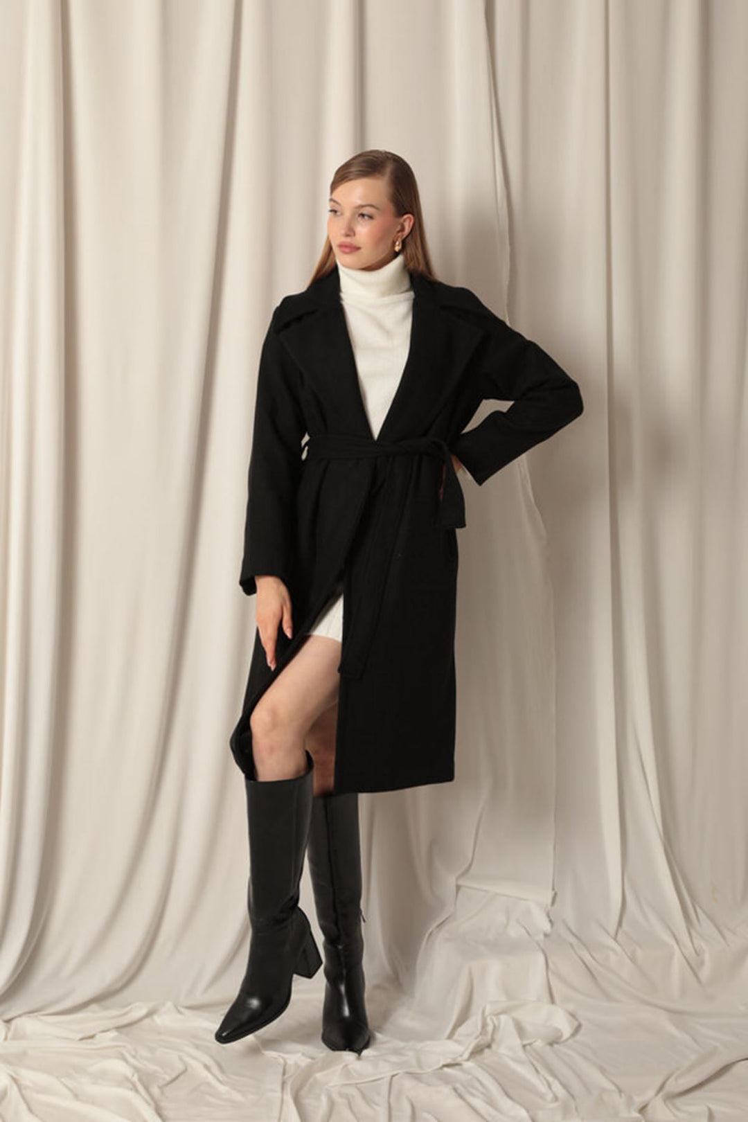 KKT Women's Black Coat with Cashmere Fabric Lining - Benton