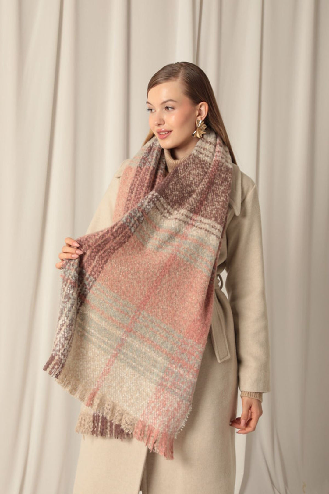 KKT Yumoş Plaid Boucle Women's Powder Shawl - Old Bridge