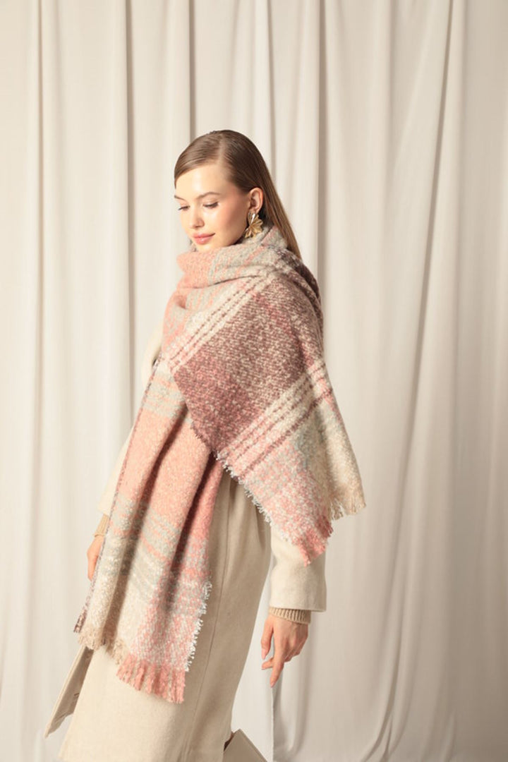 KKT Yumoş Plaid Boucle Women's Powder Shawl - Old Bridge