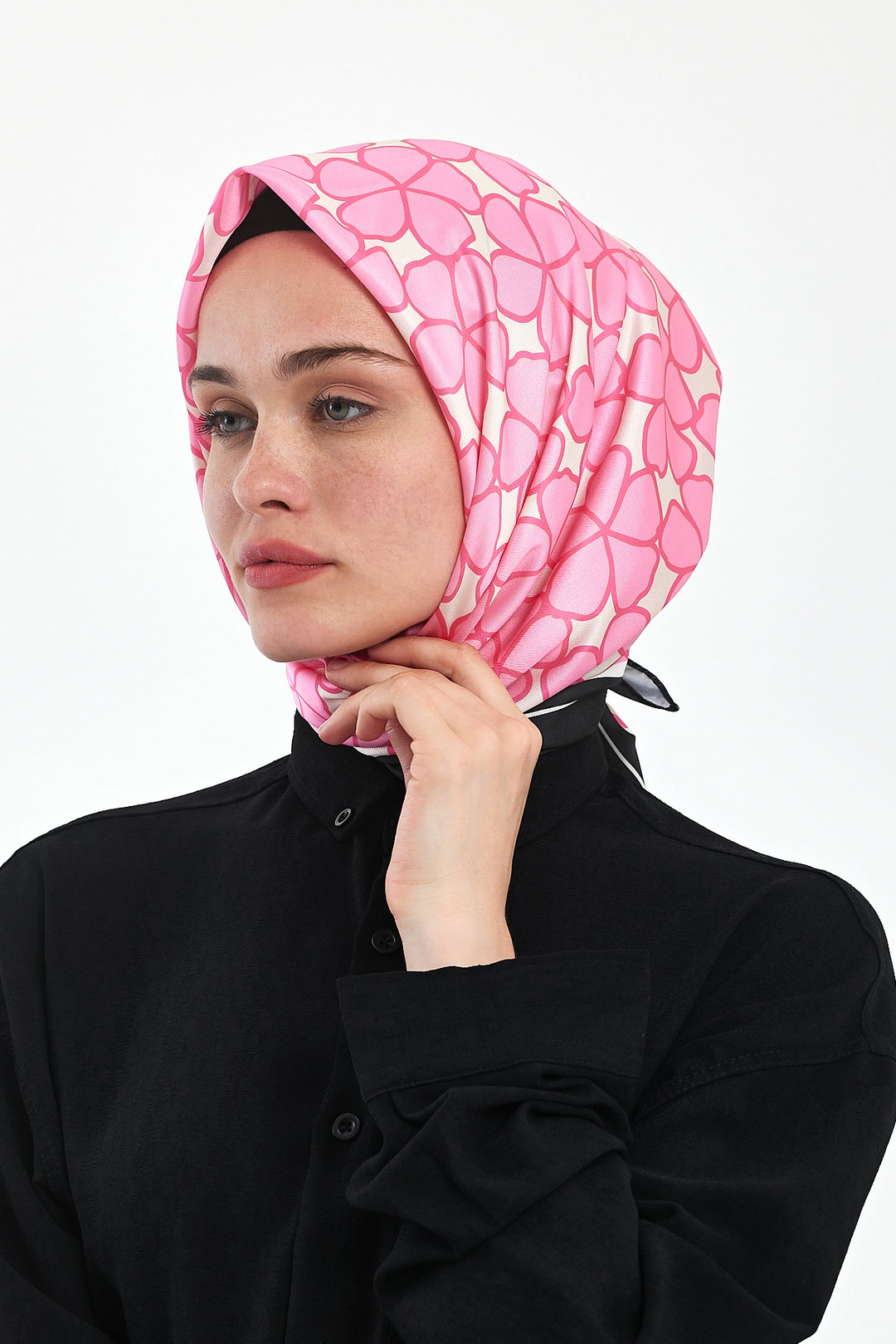 BNG Women Patterned Scarf Pink - Clermont