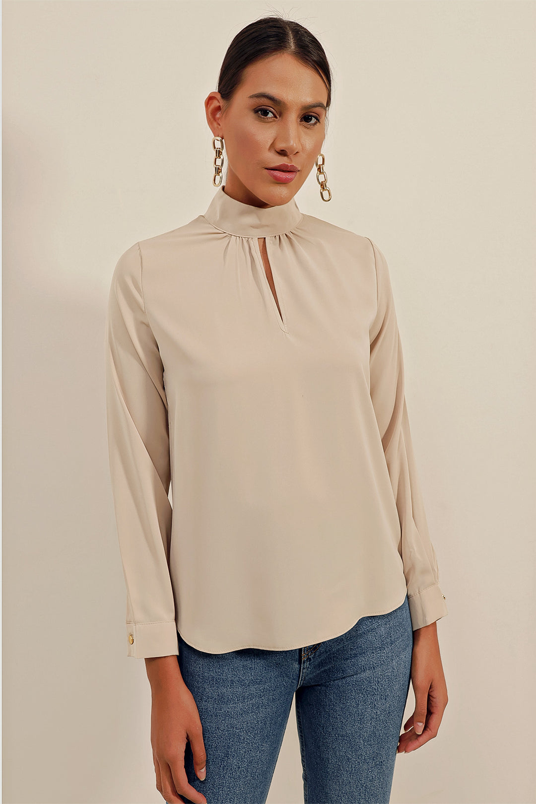 BGD Women Window Detailed Blouse - Beige - Avondale