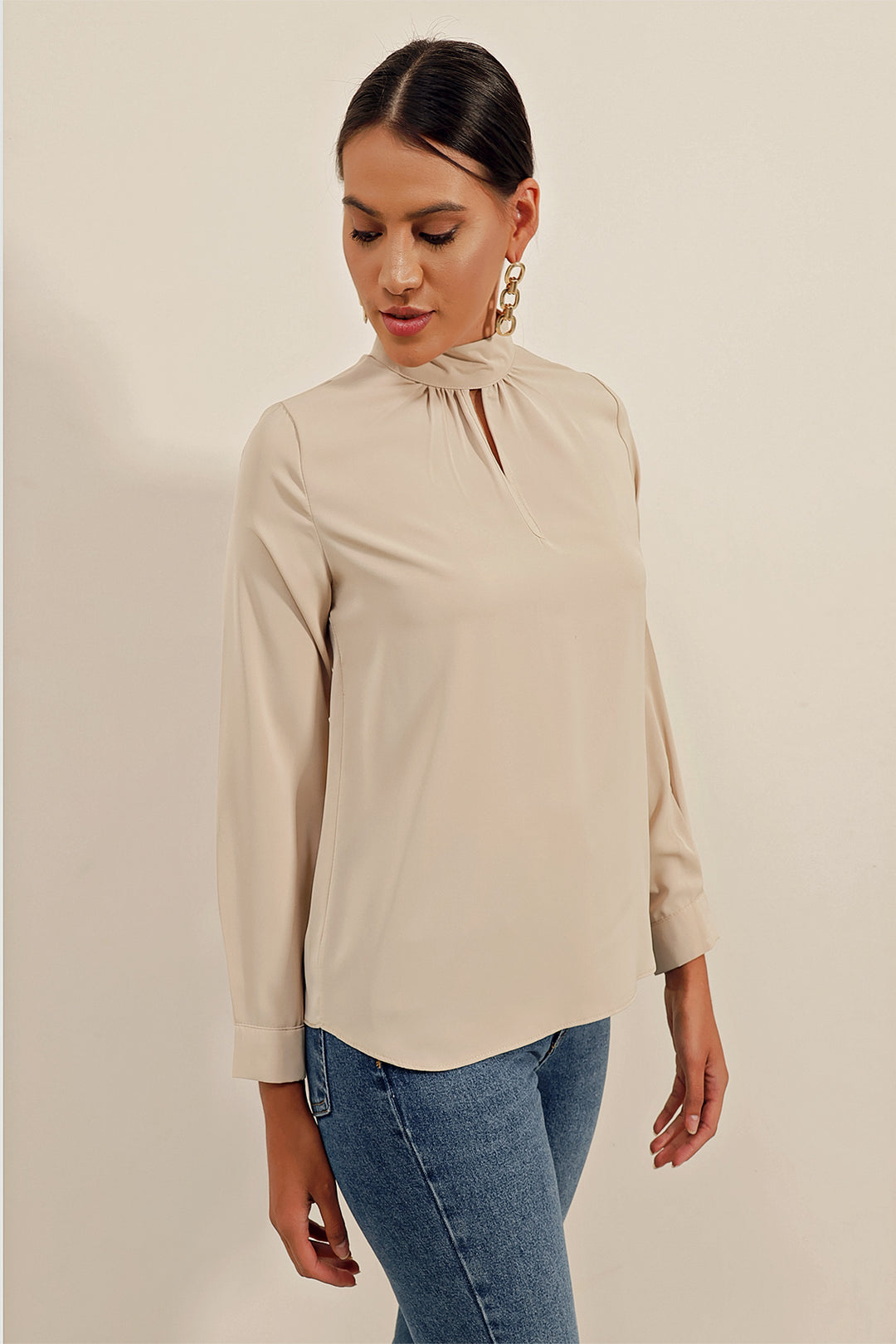 BGD Women Window Detailed Blouse - Beige - Avondale