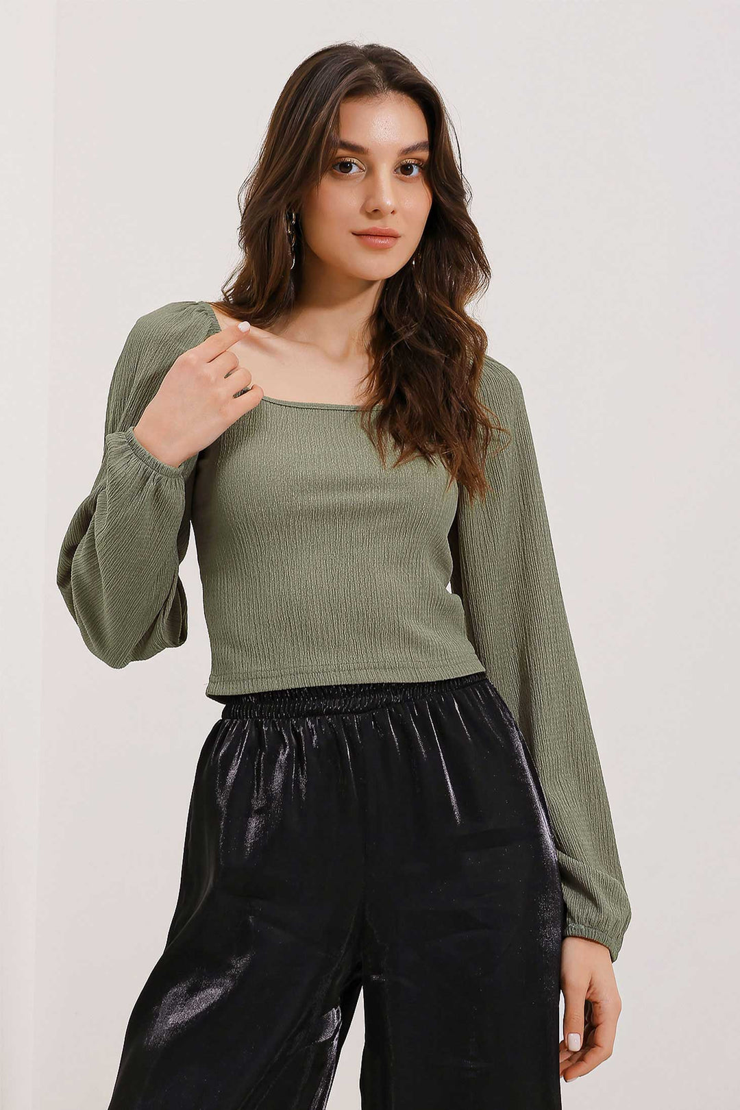 BGD Women Balloon Sleeve Knitted Blouse - Çağla - Avondale