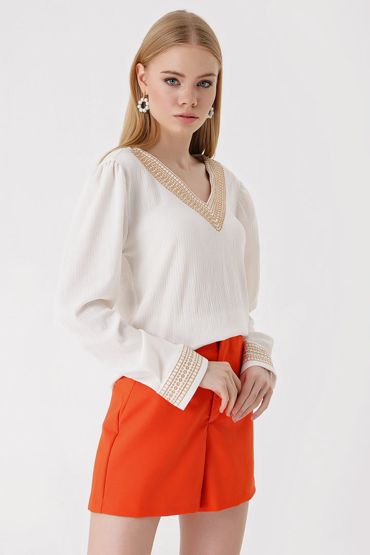 BGD Women Embroidered V-Neck Knit Blouse - White - Avondale