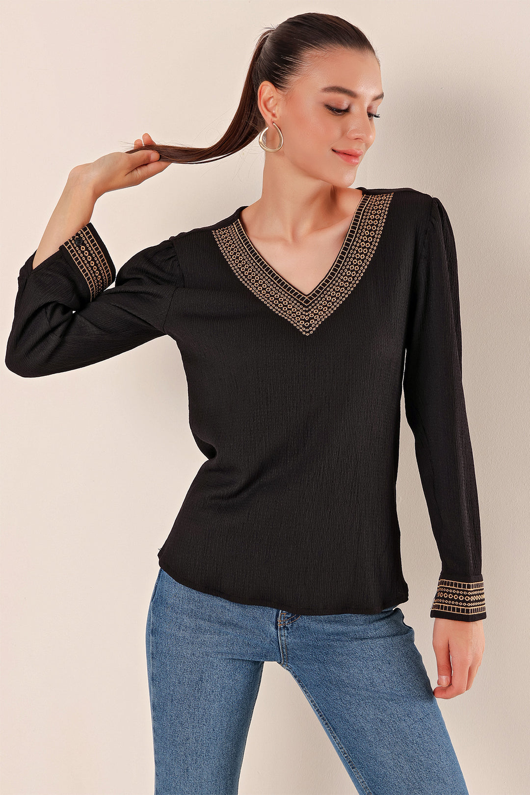 BGD Women Embroidered V-Neck Knit Blouse - Black - Avondale