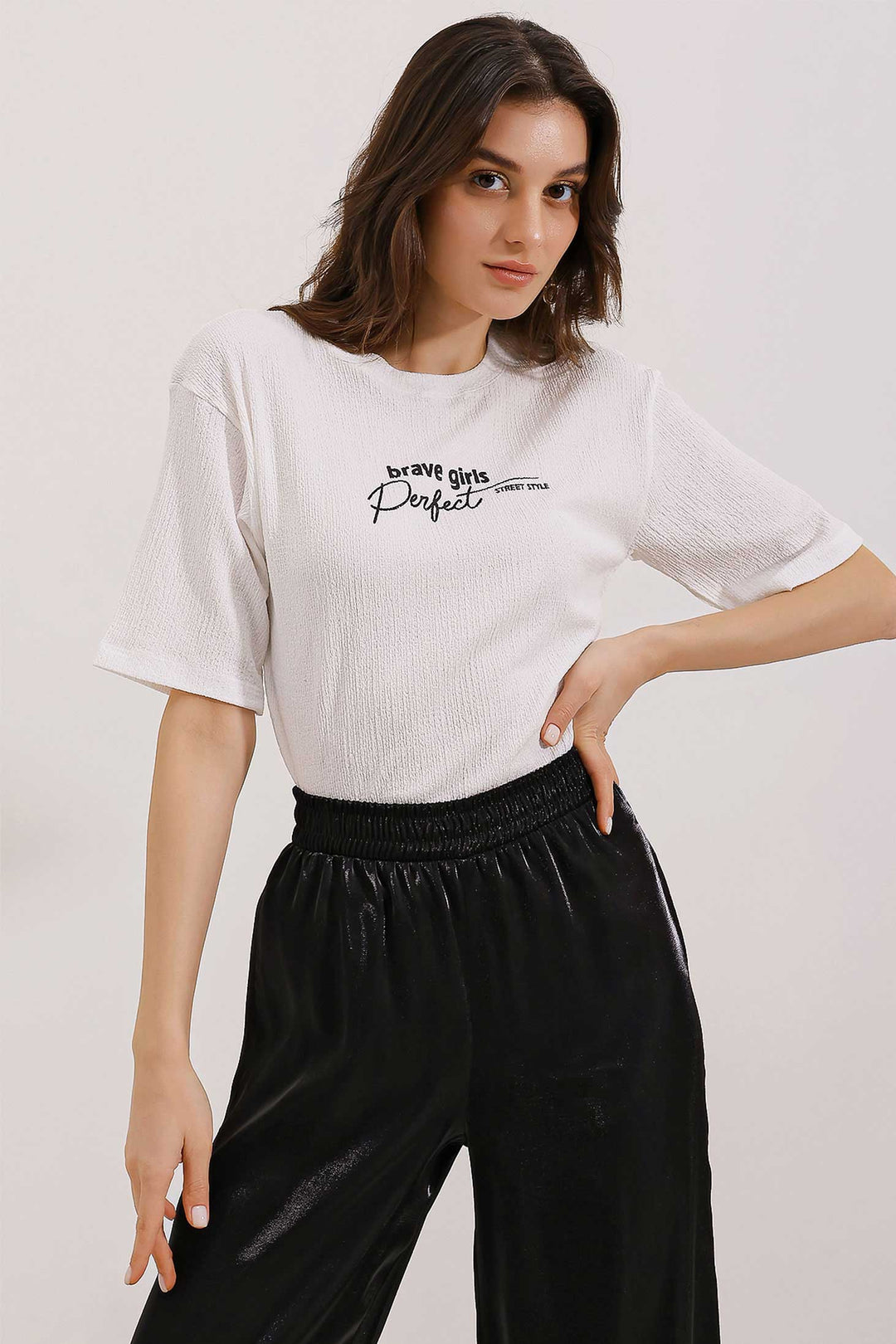 BGD Women Printed Oversized Knit T-shirt - White - Avondale