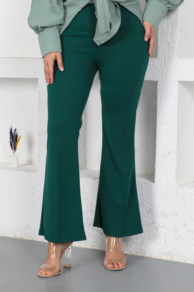 BNG Women Spanish Flared Fabric Pants Emerald Green - Clermont