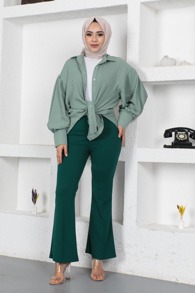 BNG Women Spanish Flared Fabric Pants Emerald Green - Clermont