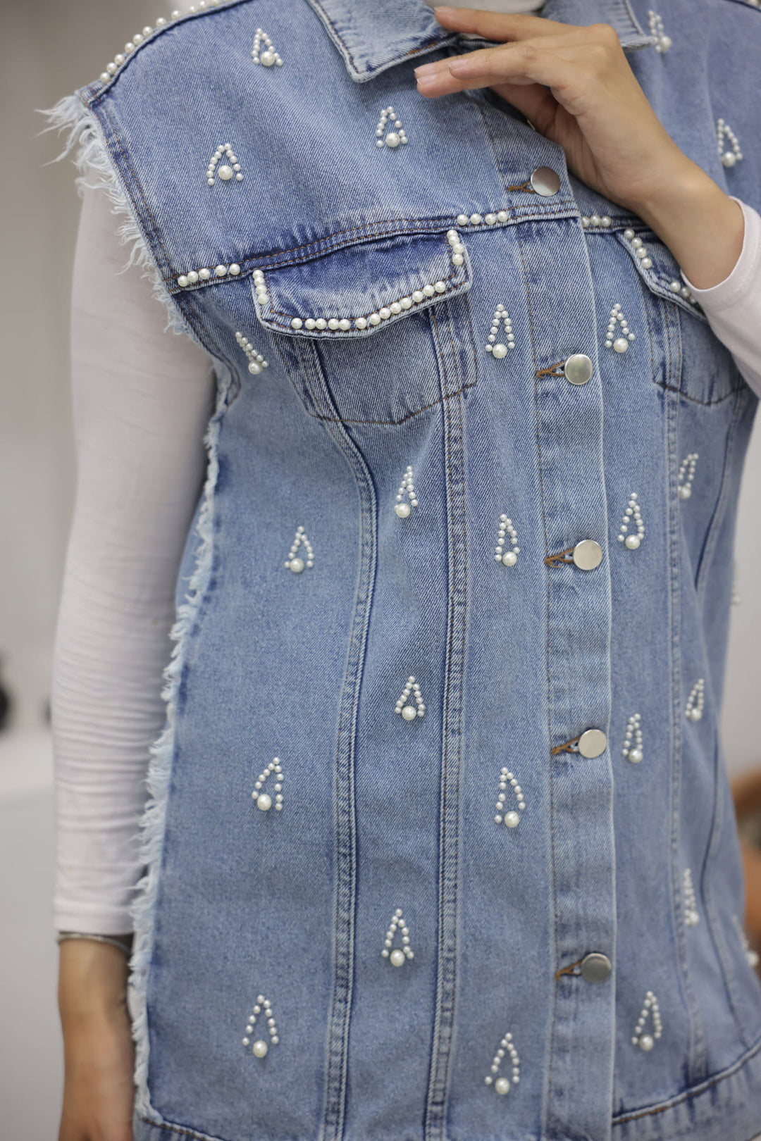 BNG Women Pearl Detailed Denim Vest Blue - Clermont