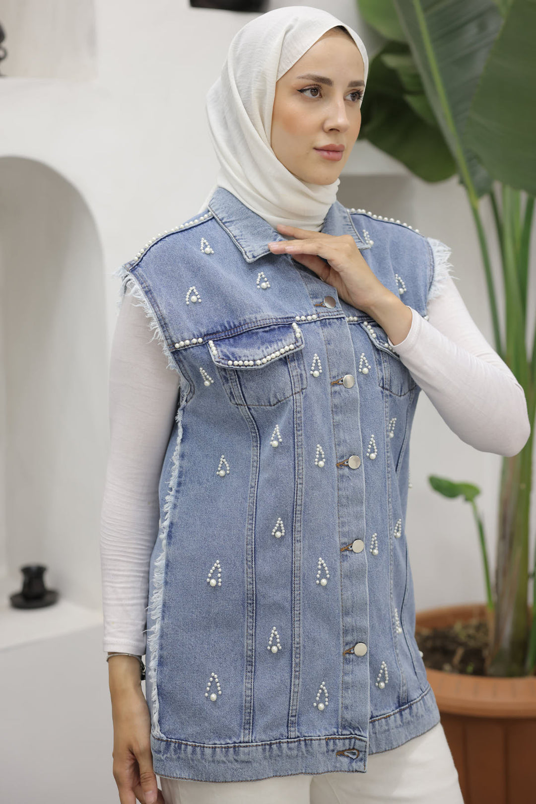 BNG Women Pearl Detailed Denim Vest Blue - Clermont