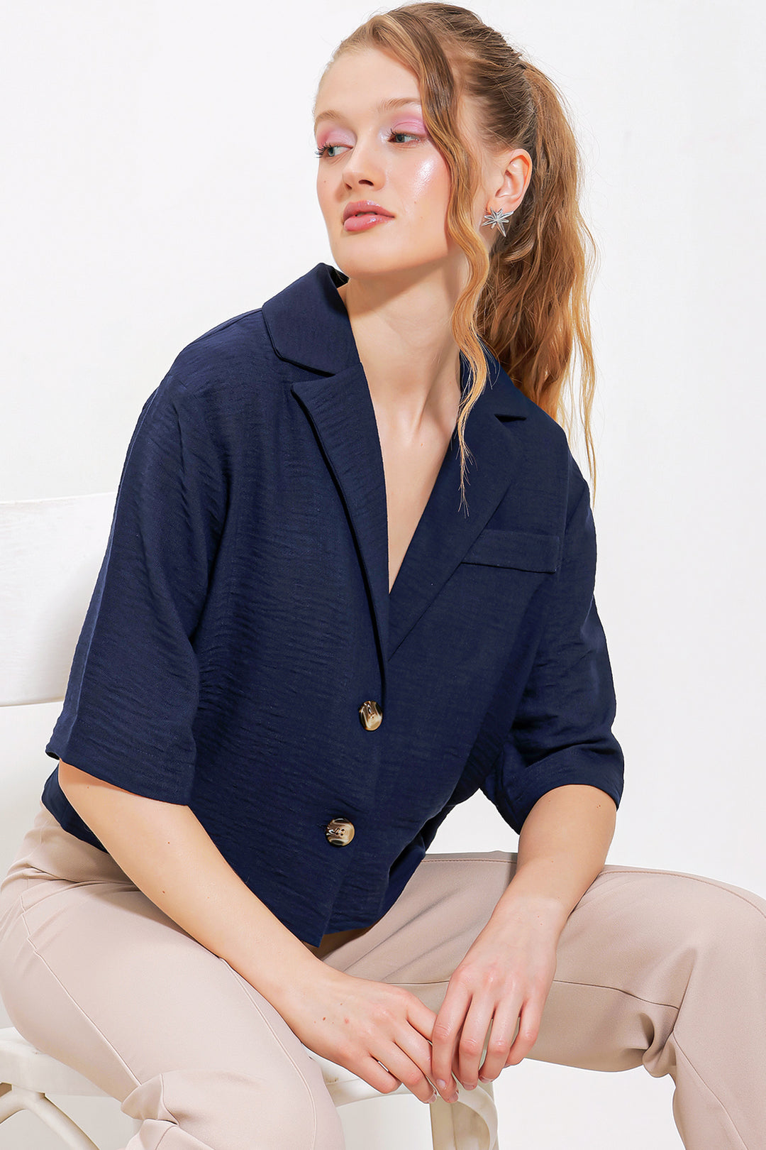 BGD Women Woman Navy Blue Double Button Oversize Crop Linen Jacket 0706 - Avondale