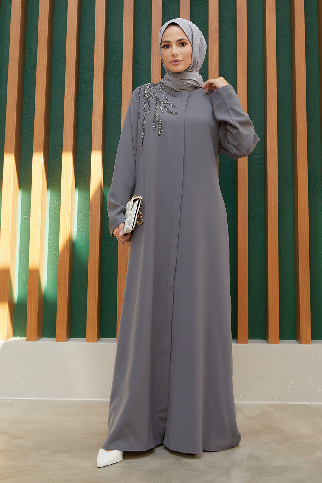 ZRF Women Shoulder Detailed Abaya - Gray - Taranto