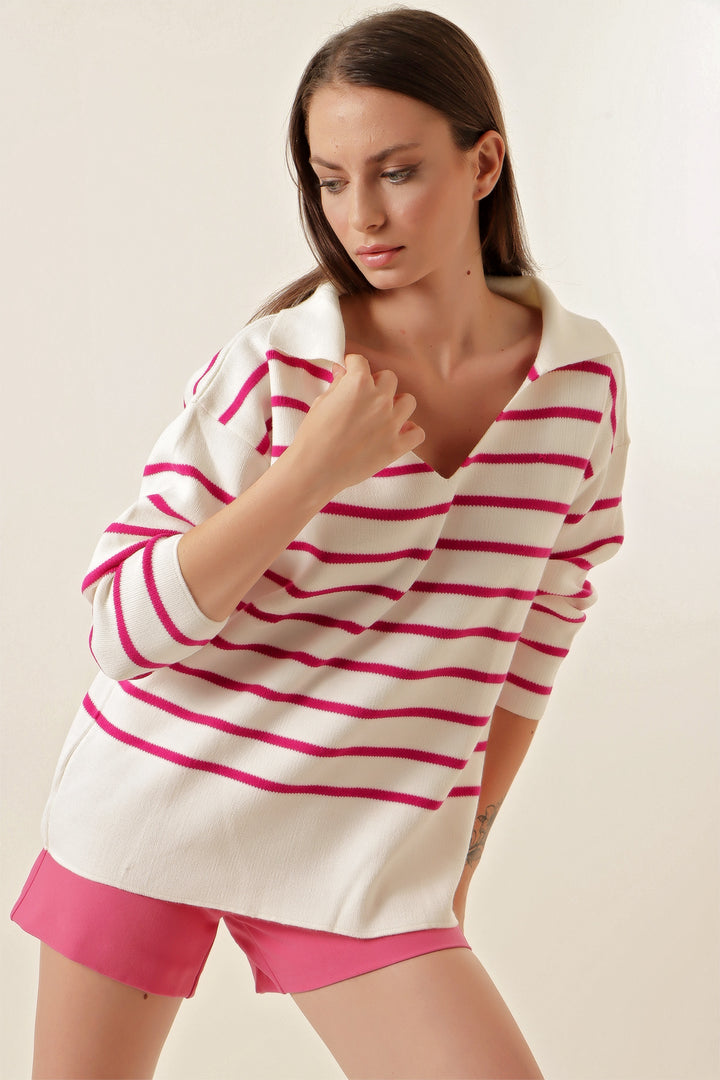 BGD Women Striped Oversized Sweater - Fuchsia - Avondale