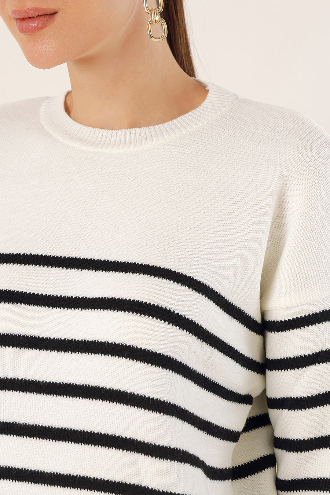 BGD Women Striped Oversized Sweater - White - Avondale