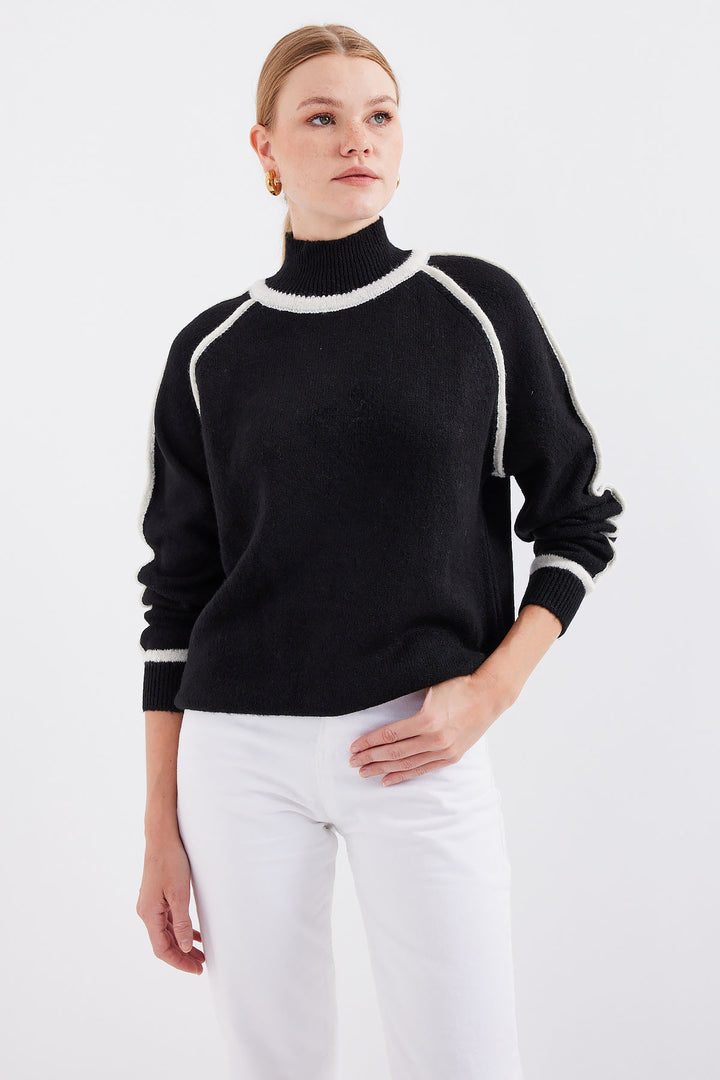 BGD Women Striped Oversized Knit Sweater - Black - Avondale