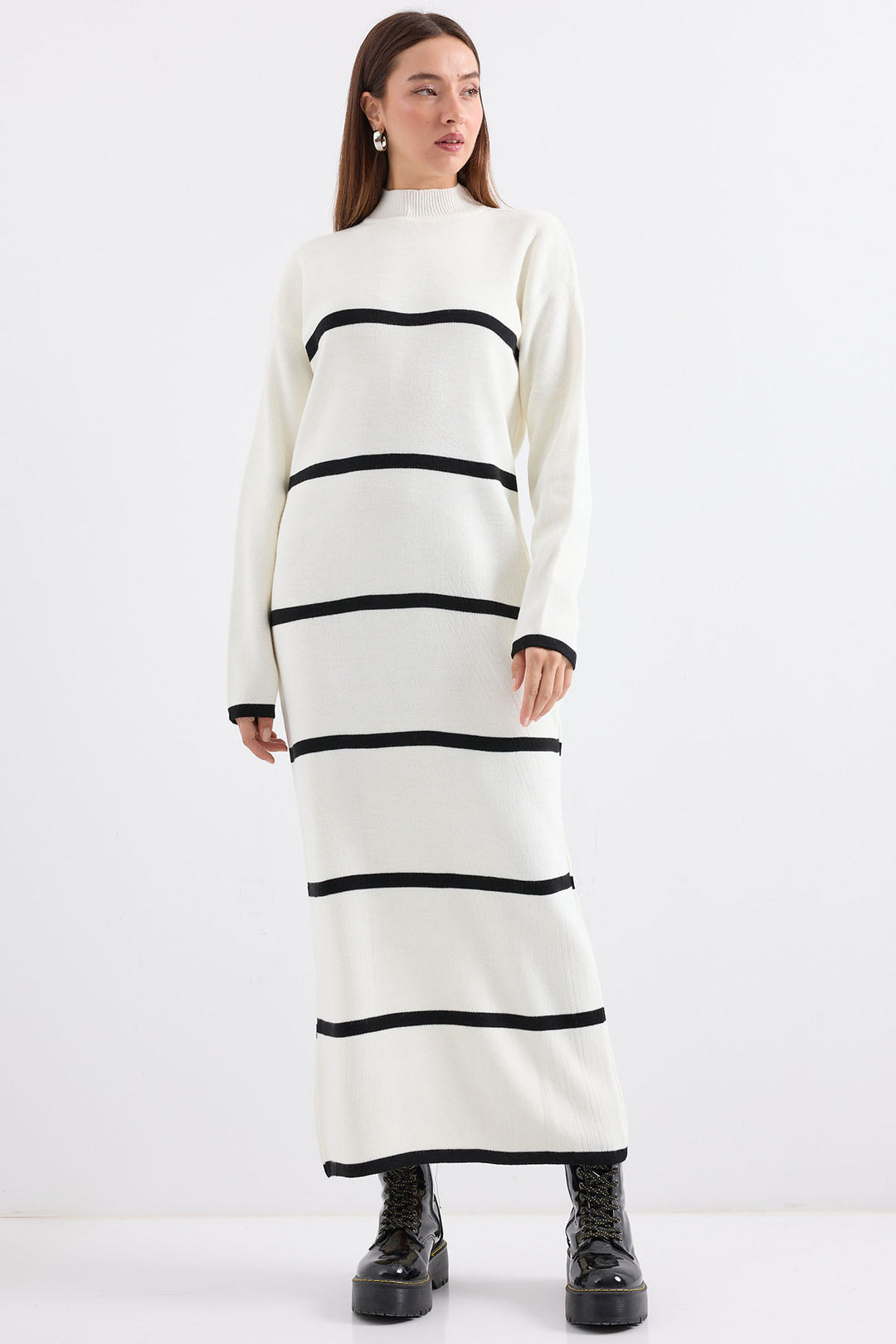 BGD Women Striped Long Knit Dress - White - Avondale