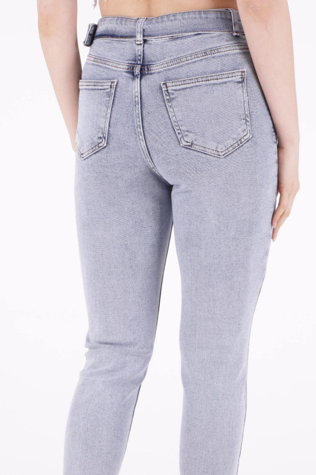 XLJ Mom Fit Jean with Bottom Drops and Extra Details Mixed - Lausanne